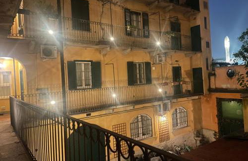 Quiet luminous Flat historical city center fast Wi-Fi - Foto 14