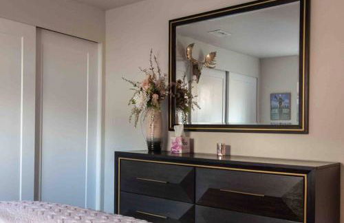 Fireweed Gardens in Roger’s Park - Photo 4