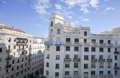 Apartment with Balcony on Calle Santa Engracia Temporal SEN1692 - Foto 22
