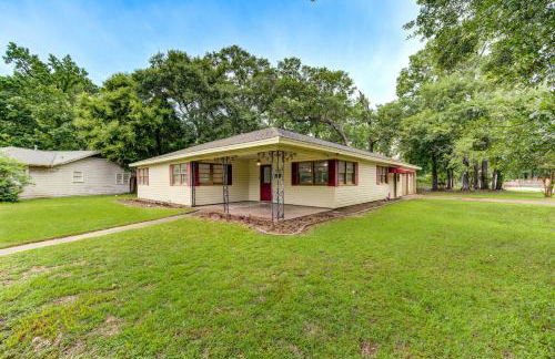 Spacious 5 Bed Home with Massage Chair and Futsball Table - Foto 27