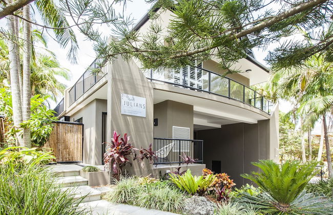 Julians Apartments - Photo 1