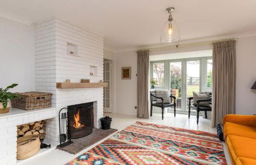 Lower Barn House at Westerlands Farm Sleeps 11 - Foto 12