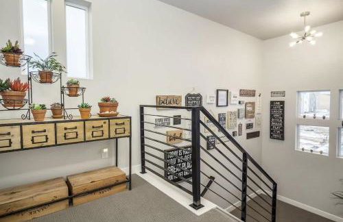 Beautiful 3 Bedroom Private home with easy access - Foto 11