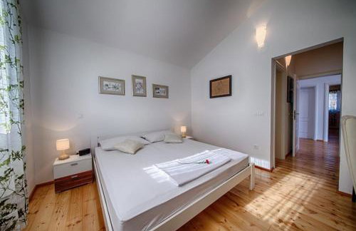 Seaview Suite Lissa - Photo 36