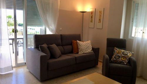 APARTAMENTO CON TERRAZA, VISTAS AL MAR Y PISCINA - Foto 4