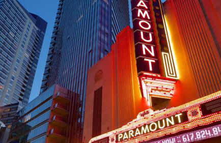 1BR in the Heart of Downtown Boston Famous Nightlife Theater District with Bed Full of Promises TD Garden Common Park MBTA - Foto 37