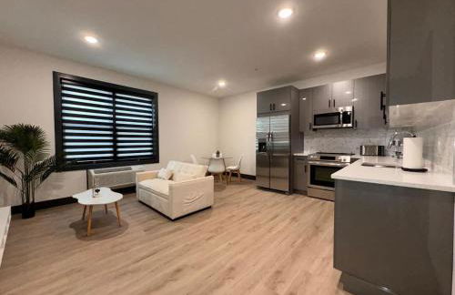 Spacious Apt 15 mins to NYC with Free Indoor Parking - Foto 2