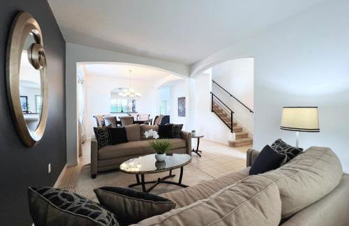 Gorgeous 6Bd Pool Hm Providence-2256CA - Photo 5