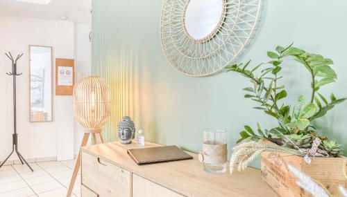 Cosy T2 à 100m de la Gare, parking gratuit, WiFi Fibre pour 4 personnes - Foto 3