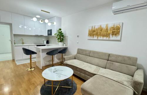 Apartman Lilly - Parking - Zagreb - Mirna Lokacija - Lođa - Foto 8