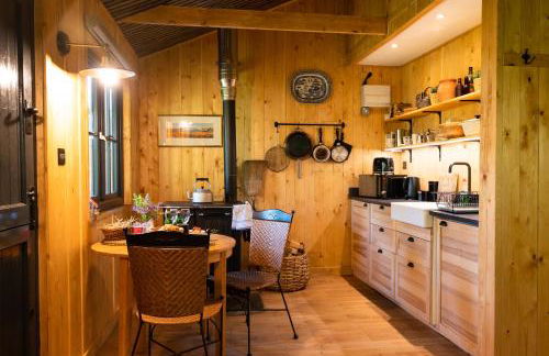 Luxury Off-Grid Cabin with Outdoor Bath in Scotland - Foto 12