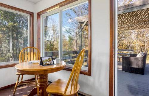 Catskills Delaware River Modern Colonial Getaway - Foto 32