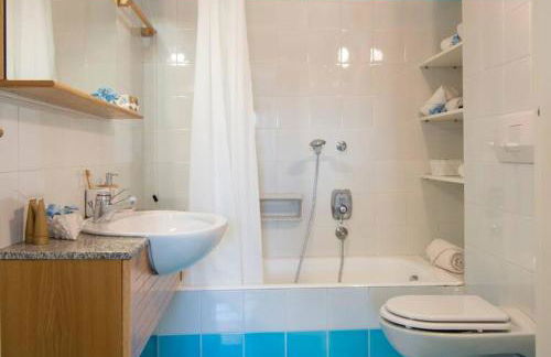 [Terrace on Porto Cervo] Swimming pool & private beach - Foto 9