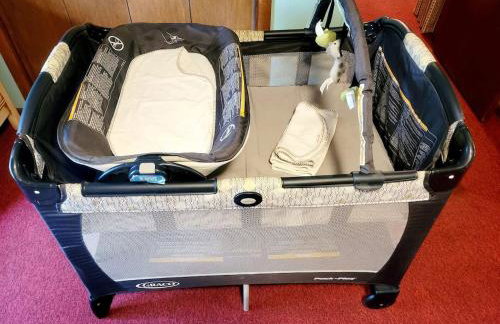 TJs Escape Landmark Oak Tree 1mile2river - Foto 27