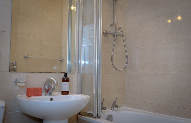 Karah Suites - Parliament Street - Photo 20