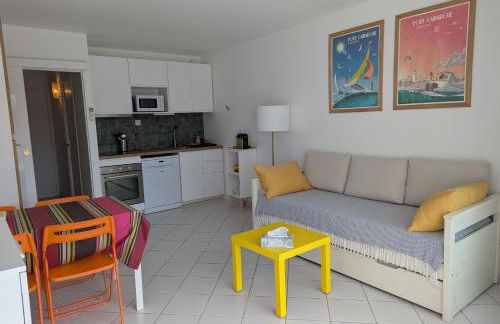 Studio Anny climatisé vue mer avec piscine - Photo 12