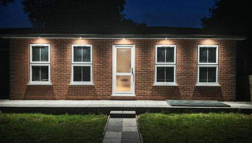 SnoozeDen Westmead – Windsor Castle & Legoland - Foto 3