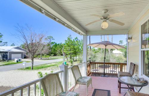 Lovely Carrabelle Home with Lake Views and Pool Access - Foto 19