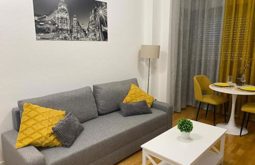 Aeropuerto IFEMA 1 - Photo 8