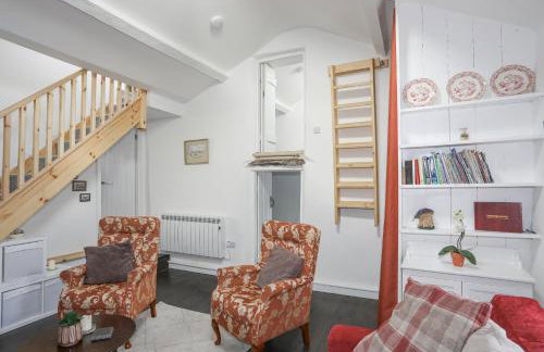 4 Ty Person - Photo 6