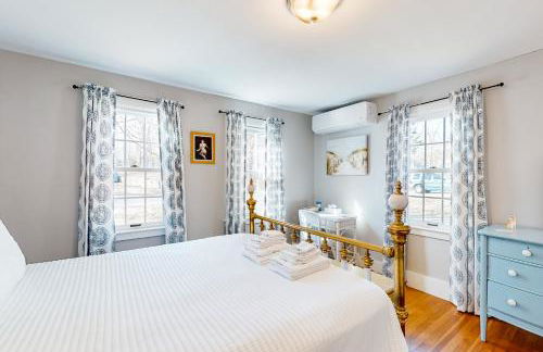 Sea Glass Cottage - Photo 12