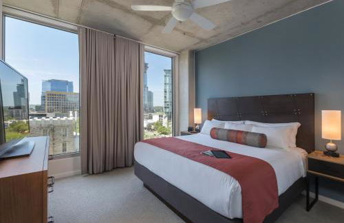 Stay in this 2BD resort condo to visit Austin gym and pool onsite - Foto 20