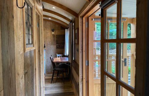 The Walnut Wagon in the heart of Mells. - Foto 14