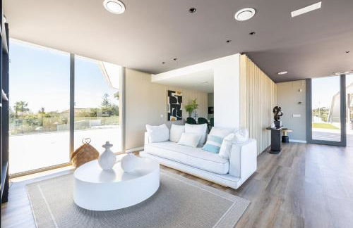 Luxury House Chaparral Golf E12 by AORA STAY - Photo 25