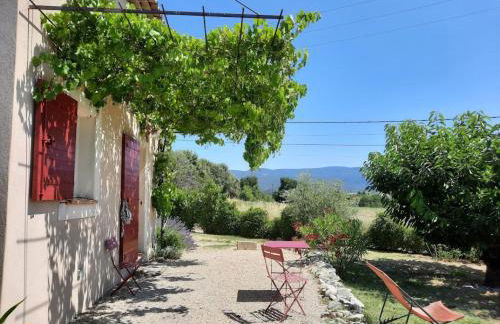 Le Petit Mas des Hauts de Beyssan, Maison de vacances avec piscine privative pour 2 personnes - Foto 12