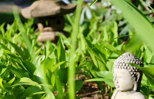 Modern Cottage with Peeks of Ocean Views - Foto 22