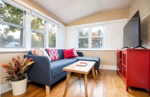 The Red Cabin Charming Historic Avenues Apartment - Foto 1