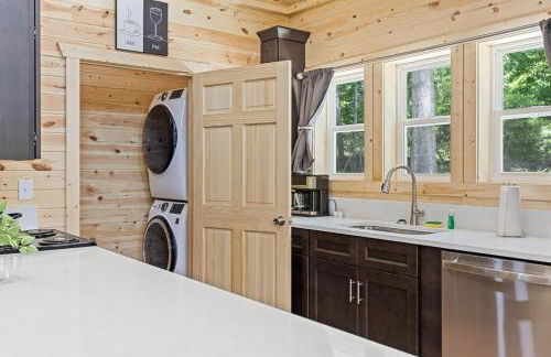 Brand New Luxury Cabin Full of Amenities - Foto 33