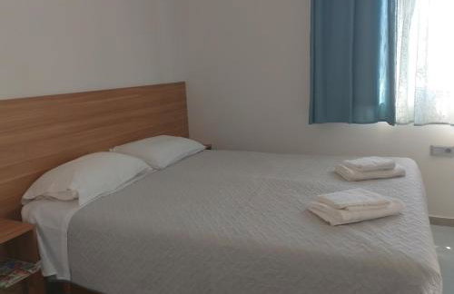 Carob Tree apartment, Tris Ekklisies - Foto 1