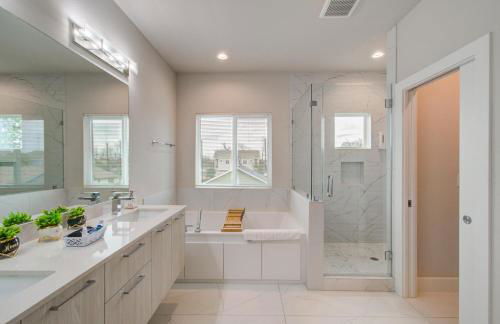 Luxe Family Stay Near NRG Game & Rodeo - Foto 50