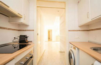 Spacious 2-Bedroom Apartment - Walk to Isla Mágica - AC - Premium Bed - Foto 35