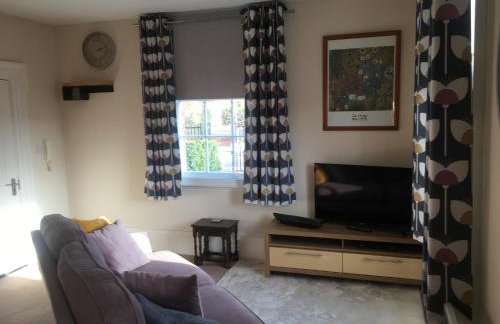 Historic Peel House Serviced Apartments - Photo 3