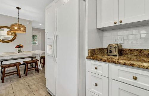 Spacious Mountain Retreat with Bonus Game Room Near Asheville, Barnardsville, NC - Foto 33