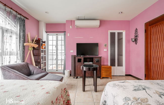 White Cotton Candy B&B - Photo 44