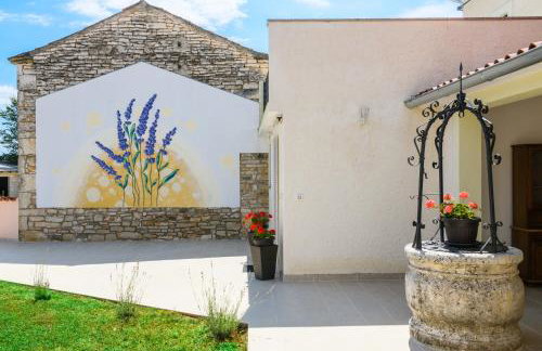 House Angela with private pool, private parking, wi-fi and fully fenced garden - WiiBuk - Foto 7