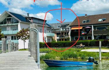 Lakefront View Entire Apartment with 2 bedrooms, 2 full bathrooms & Balcony Waterview - Foto 27