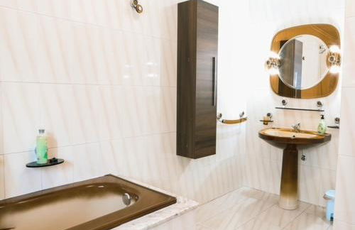 El Doce Del Ferial - Foto 16