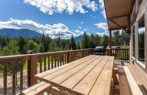 Sunny Mountain Cabin for a Group Getaway in West Glacier, Montana - Foto 56