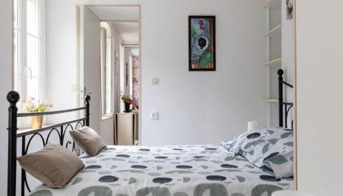 Sunlit Garden Escape Normandy - Photo 5