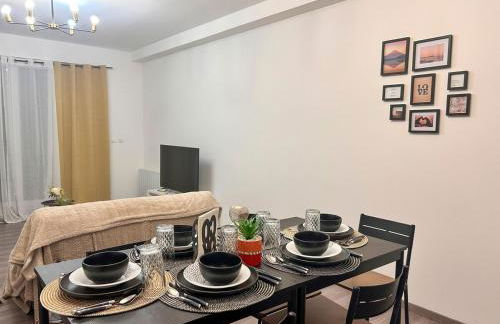 Appartement avec 2 chambres Jardin privé parking gratuit - Foto 3