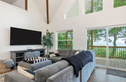 Modern Mountain House with Amazing Views and Hot Tub - Foto 45