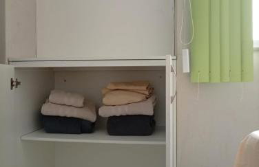 Apartamento espaçoso com 3 quartos para até 6 pessoas, Garagem coberta dentro do condomínio e Check-in Automático via Fechadura com senha - Foto 53