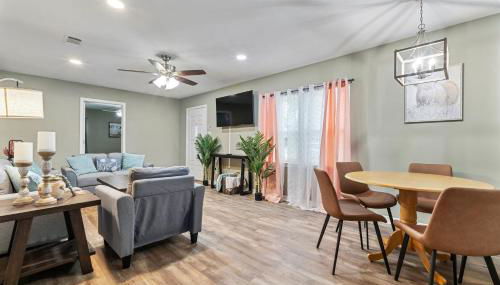 Renovated Home Perfect for Family - Foto 3