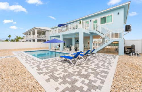 Blue Pearl New Waterfront Haven with Heated Pool ,70 Foot Dock, and More! - Foto 5