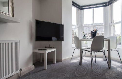 Stunning 2 bed apartment with sea views, Penzance - Foto 13