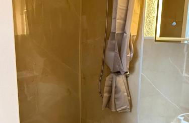 Apartment 1 Zimmer Küche Bad TV WLAN - Foto 1